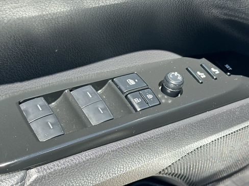 Used 2025 Toyota Camry XLE w/ Premium Package AWD/4WD image 13