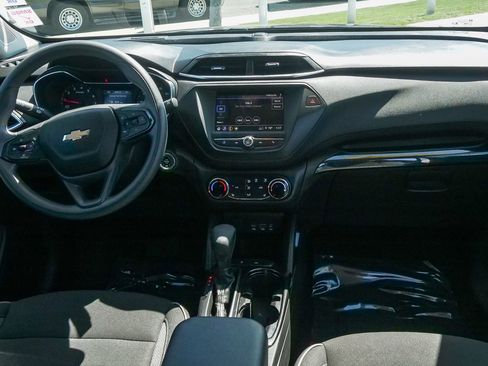 Used 2023 Chevrolet TrailBlazer LT image 10