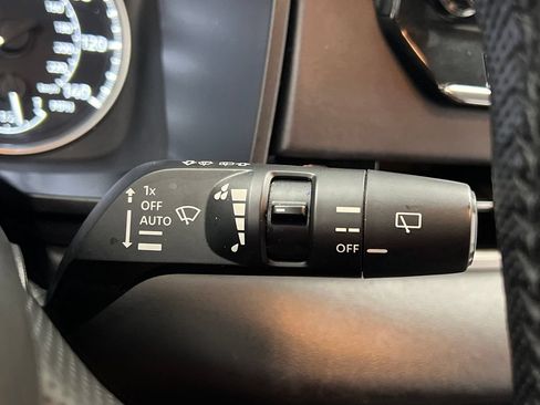 Used 2024 Mitsubishi Outlander SE AWD/4WD image 55