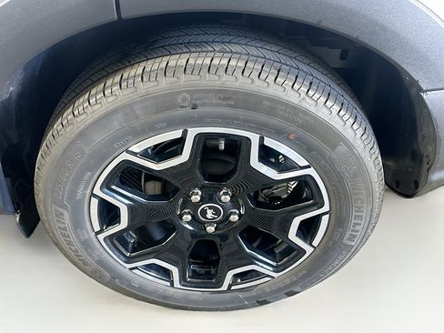 Used 2025 Ford Bronco Sport Outer Banks w/ Outer Banks Tech Package+ image 11