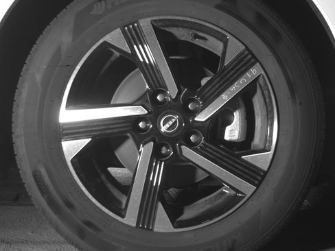 Used 2025 Nissan Sentra SV FWD image 13