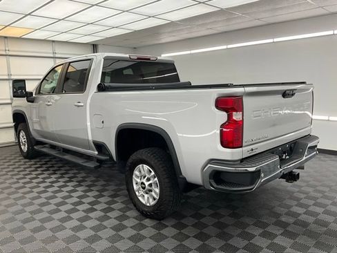 Used 2022 Chevrolet Silverado 2500 LT w/ All Star Edition AWD/4WD image 13