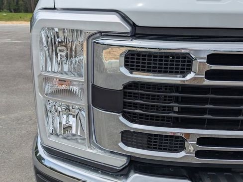 New 2026 Ford F350 XL w/ XL Chrome Package AWD/4WD image 10