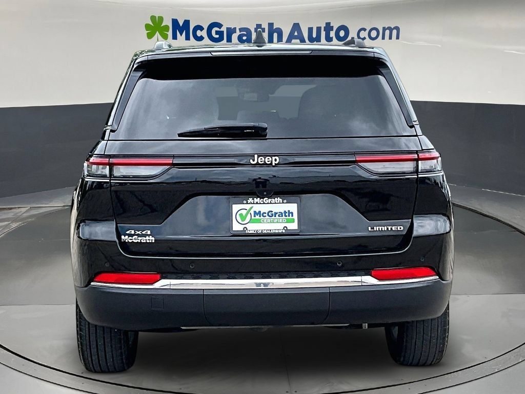 Used 2023 Jeep Grand Cherokee Limited AWD/4WD image 6