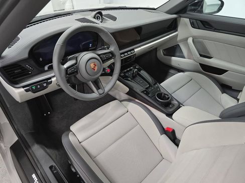 Certified 2026 Porsche 911 Targa 4 GTS AWD/4WD image 4