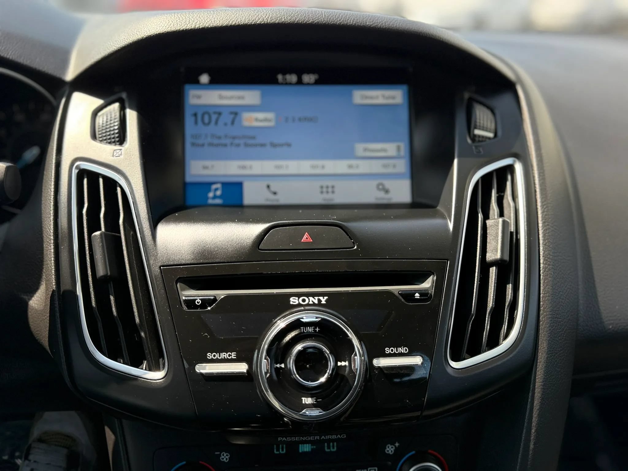 Used 2018 Ford Focus SEL FWD image 15