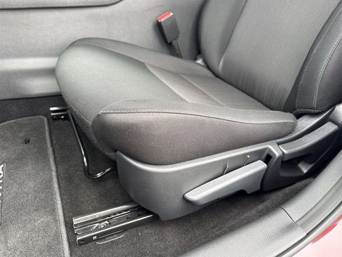 Used 2025 Nissan Sentra SV image 17