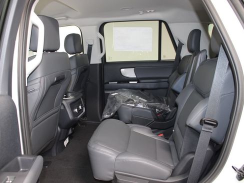 New 2026 Ford Expedition Active RWD image 25