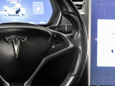 Used 2016 Tesla Model X P90D image 20
