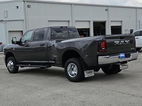New 2026 RAM 3500 Tradesman AWD/4WD image 7