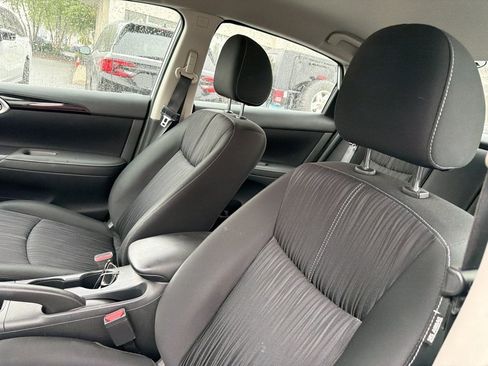 Used 2018 Nissan Sentra SV FWD image 9