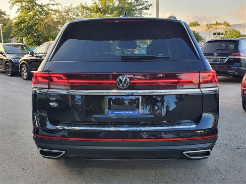 New 2026 Volkswagen Atlas SE image 4