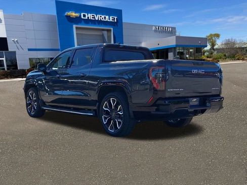Used 2025 GMC Sierra EV Denali AWD/4WD image 24