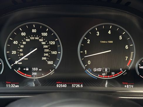 Used 2015 BMW 550i Sedan RWD image 11