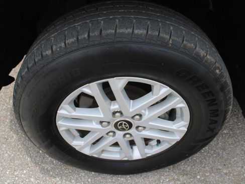 Used 2022 Toyota Tundra SR5 image 26