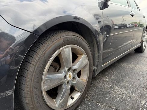 Used 2011 Chevrolet Malibu LT w/ All-Star Edition FWD image 2