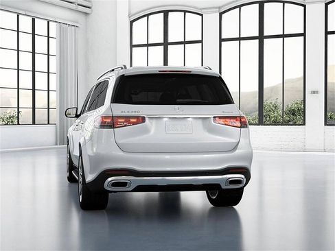 New 2026 Mercedes-Benz GLS 450 4MATIC image 26