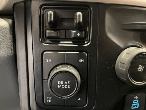 Certified 2024 Ford F250 XLT image 17