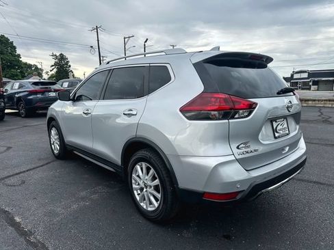 Used 2020 Nissan Rogue SV FWD image 6