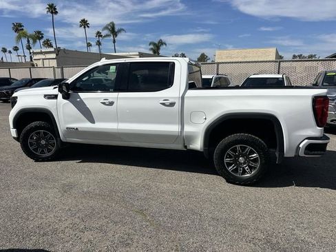Used 2025 GMC Sierra 1500 AT4 image 7