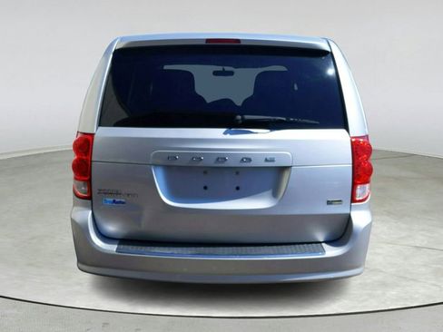 Used 2011 Dodge Grand Caravan Mainstreet w/ PWR Convenience Group image 5