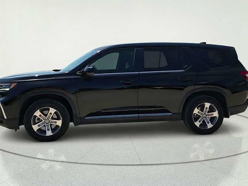 Used 2023 Honda Pilot EX-L image 4
