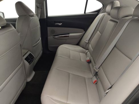 Used 2017 Acura TLX w/ Technology Package image 18