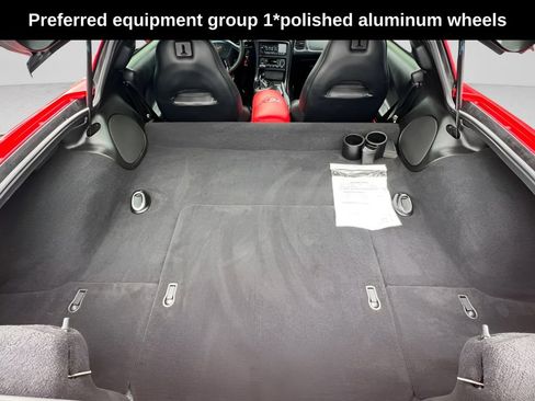 Used 2003 Chevrolet Corvette Coupe w/ Preferred Equipment Group RWD image 18