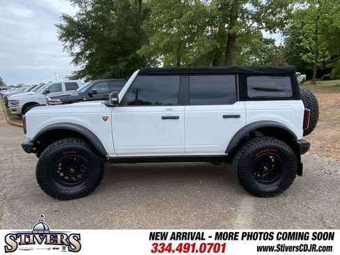 Used 2022 Ford Bronco Badlands AWD/4WD image 39
