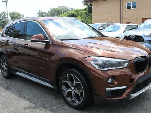 Used 2016 BMW X1 xDrive28i w/ Premium Package AWD/4WD image 3