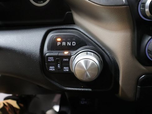 Used 2019 RAM 1500 Laramie AWD/4WD image 28