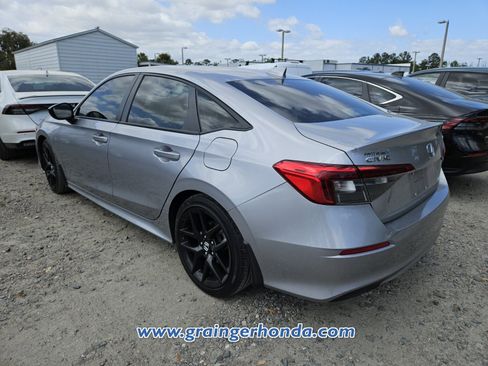 Used 2022 Honda Civic Sport image 9