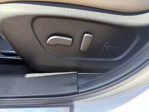 Certified 2022 Nissan Rogue Sport SL FWD image 16
