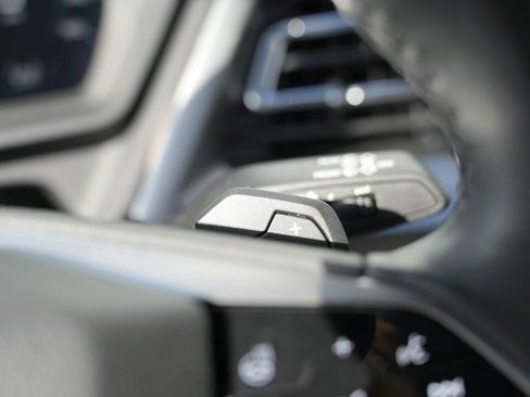 Used 2024 Audi Q4 e-tron Premium Plus w/ Premium Plus image 52