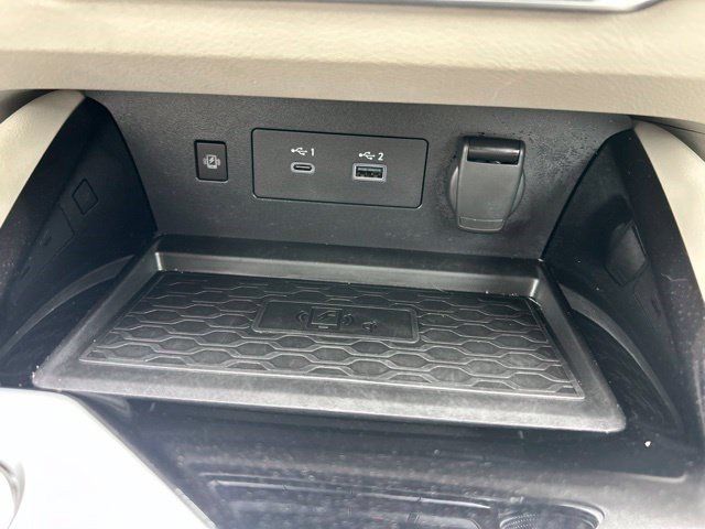 Used 2023 Nissan Altima 2.5 SV w/ SV Premium Package FWD image 35