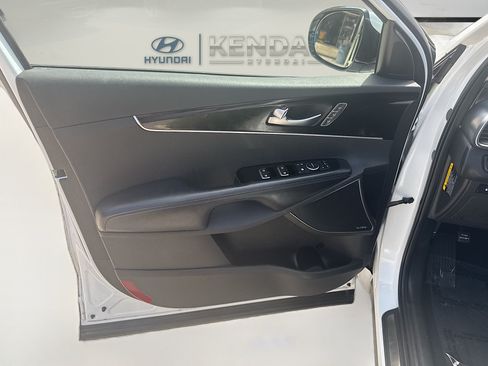 Used 2017 Kia Sorento SX FWD image 17
