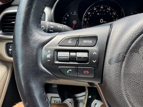 Used 2017 Kia Sorento AWD w/ LX V6 Convenience Package image 13