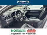 Used 2022 Toyota Camry SE image 4
