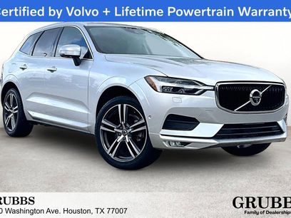 Used 2019 Volvo XC60 T5 Momentum w/ Advanced Package
