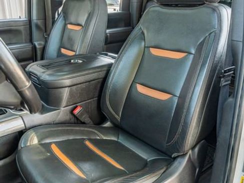 Used 2021 GMC Sierra 2500 AT4 w/ AT4 Premium Plus Package image 19