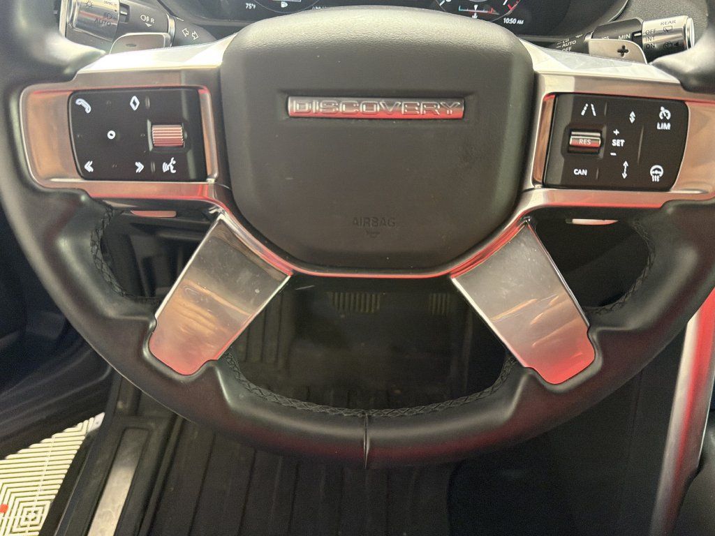 Used 2021 Land Rover Discovery S AWD/4WD image 26