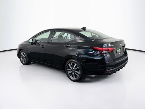 Used 2025 Nissan Versa SV FWD image 5
