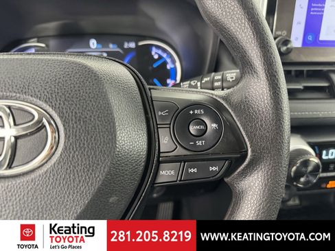 Certified 2025 Toyota RAV4 XLE AWD/4WD image 29