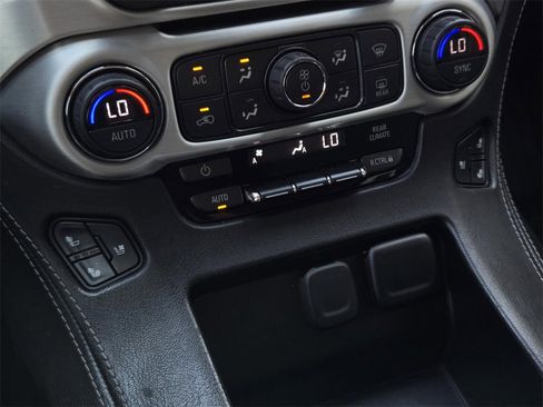 Used 2018 GMC Yukon SLT w/ Open Road Package image 28