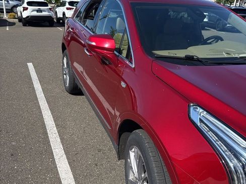 Used 2023 Cadillac XT5 Premium Luxury w/ Platinum Package FWD image 2