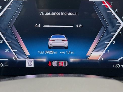 Used 2024 BMW 330i Sedan image 19