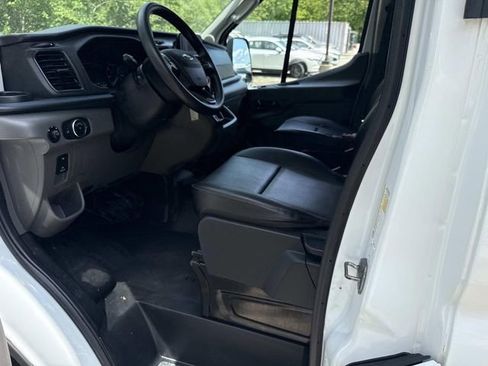 Used 2023 Ford Transit 250 Medium Roof AWD image 15