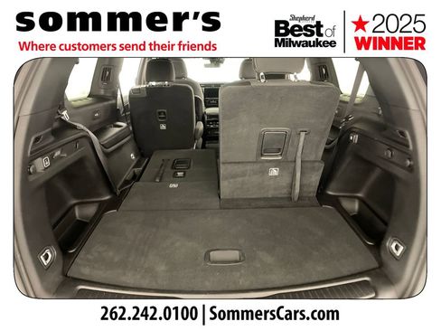 Used 2025 Jeep Grand Cherokee L Laredo w/ Luxury Tech Group I image 27