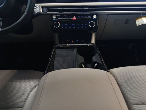 New 2026 Hyundai Tucson Limited AWD/4WD image 12