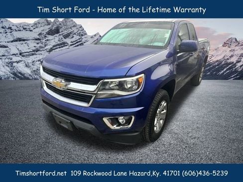 Used 2017 Chevrolet Colorado LT image 2